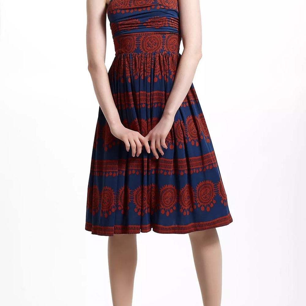 Chic Strapless Navy and Rust Dress